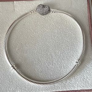 Authentic Pandora Pave Claps Heart Moments Snake  Chain Bracelet 7.5 Inches